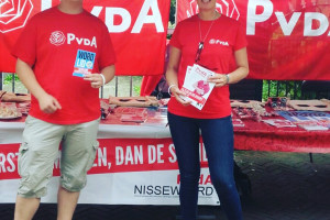 PvdA Nissewaard in gesprek op jaarmarkt Spijkenisse