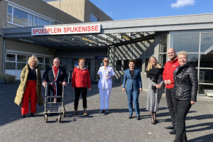 PvdA-leider Lilianne Ploumen bezoekt Spoedplein Spijkenisse MC